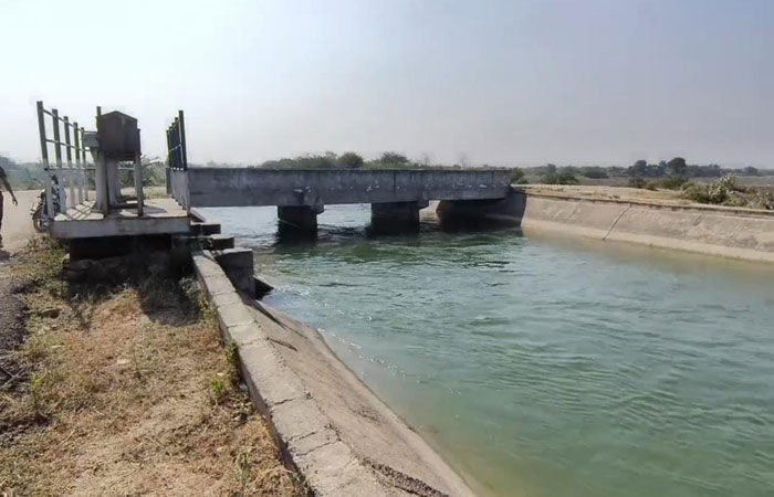 કટુડા નજીક મોરબી બ્રાંચ કેનાલના દરવાજા ગેરકાદે ખોલતા લાખો ગેલન પાણીનો વેડફાટ