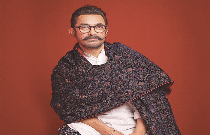 લાપતા આમિર                                                      .