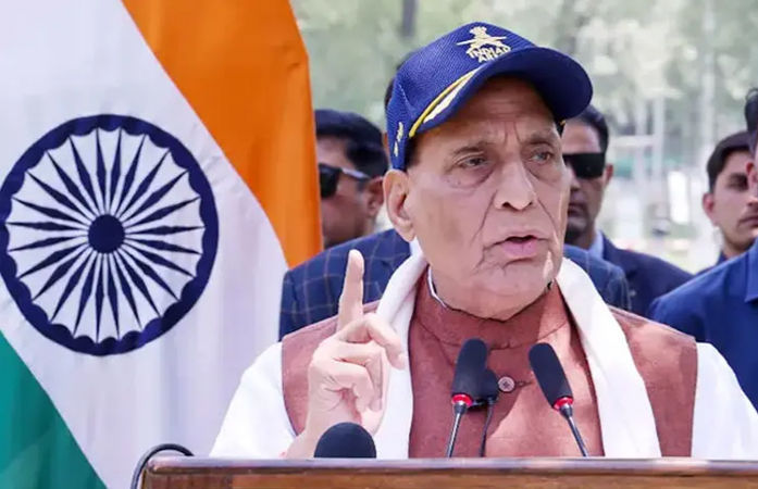 'ભારતને પોતાના બચાવ માટે પહેલા હુમલો કરવાનો અધિકાર', અમેરિકા અને ચીનને રાજનાથ સિંહનો રોકડો જવાબ