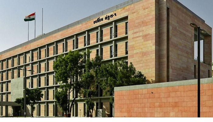 ગુજરાતમાં 18 IAS, 8 IPSની બદલી-પોસ્ટિંગ : જયંતી રવિની વાપસી, મનોજ દાસ CMOમાં, જુઓ લિસ્ટ