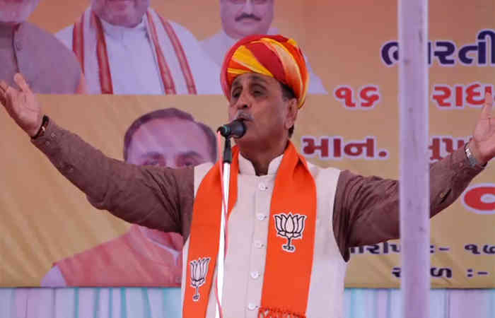 કોંગ્રેસ હંમેશા આતંકવાદીઓ અને પાકિસ્તાનને છાવરતી ભાષા બોલે છે: વિજય રૂપાણી