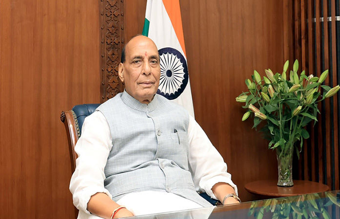 યુદ્ધ નહીં વાતચીત જ રસ્તો: SCO બેઠકમાં સંરક્ષણ મંત્રીએ 'વસુધૈવ કુટુંબકમ' અને શાંતિનો આપ્યો મંત્ર
