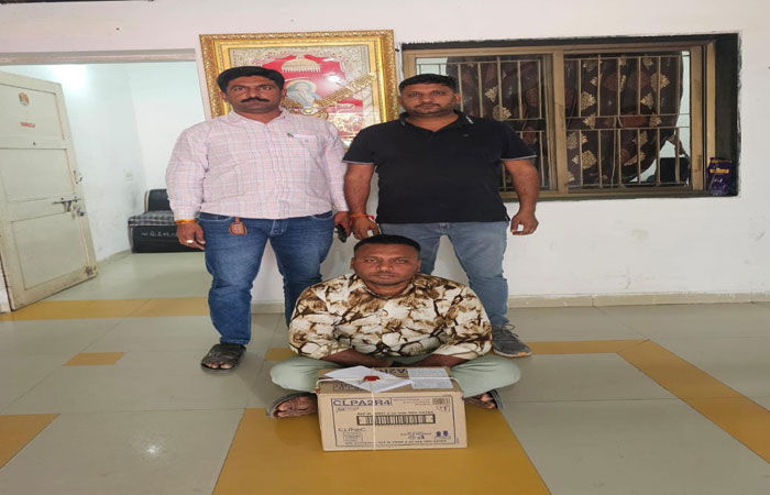 લીંબડીના મોટી કઠેચીમાંથી બોગસ ડોક્ટર ઝડપાયો
