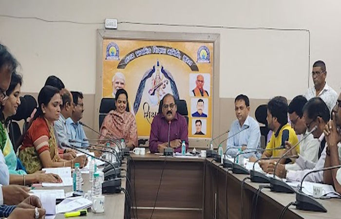 સુરત શિક્ષણ સમિતિમાં નવા સત્રથી તમામ વિદ્યાર્થીઓને સ્કૂલ બેગ આપવા નિર્ણય