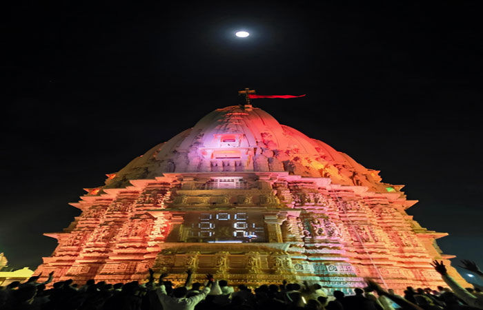 સોમનાથમાં 'અમૃતવર્ષા સંયોગ' સમયે  'હર હર મહાદેવ'નો દિવ્ય નાદ ગુંજ્યો