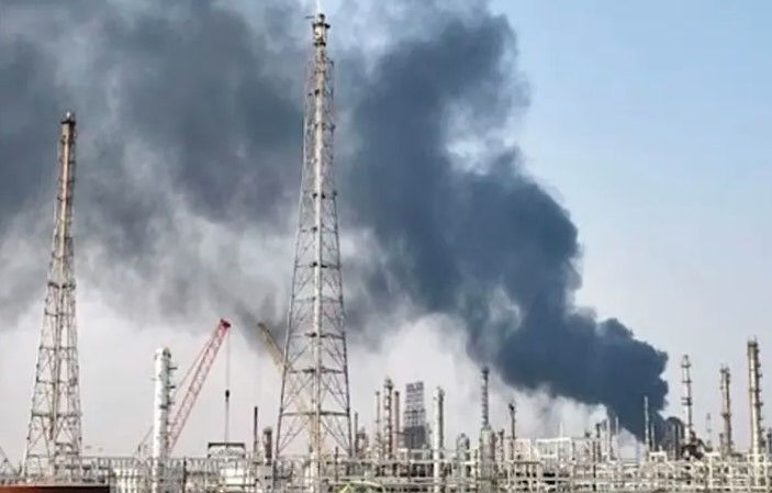 Vadodara refinery partially closed after fire incident