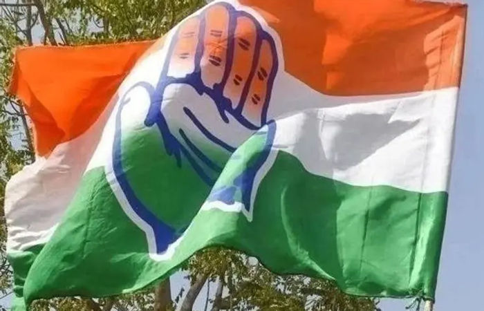 ગુજરાત કોંગ્રેસને મળશે નવા પ્રદેશ પ્રમુખ? દિગ્ગજ નેતાઓ દિલ્હી રવાના, રાહુલ ગાંધી કરી શકે છે બેઠક