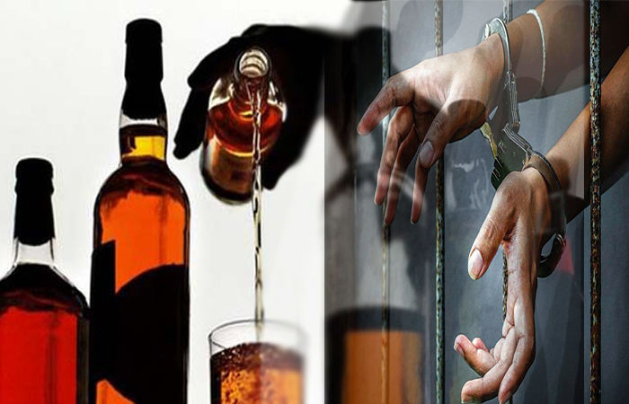 જામનગરમાં શાક માર્કેટ વિસ્તારમાં એક રહેણાંક મકાન પર દારૂ અંગે દરોડો