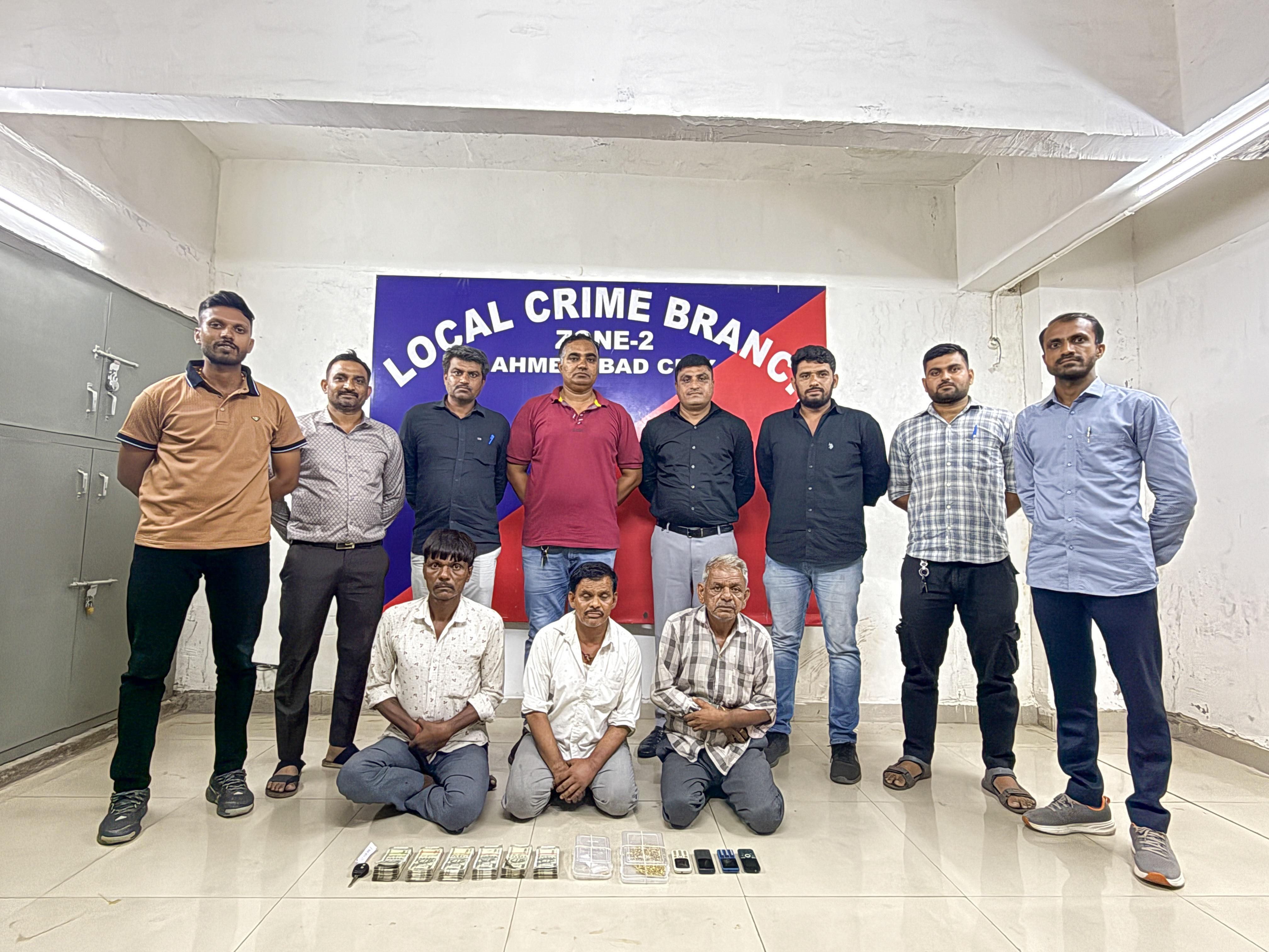 અડધી કિંમતે સોનું વેચવાનું કહીને ઠગાઇ આચરતી બાવરી ગેંગ ઝડપાઇ