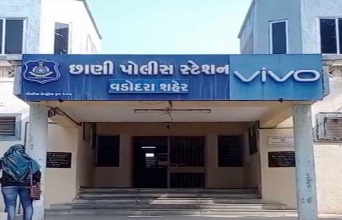 અમે બેંક ઓફિસર છીએ, તમારા પતિના 9લાખ આપવાના છે... વિધવાને ફસાવી દાગીના લૂંટી લીધા