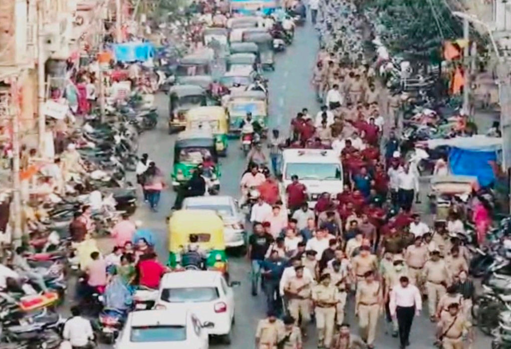 શિવજી કી સવારીના રૃટ પર સશસ્ત્ર પોલીસની ફૂટ માર્ચઃશનિવારે પણ બંદોબસ્તનું રિહર્સલ કરાશે