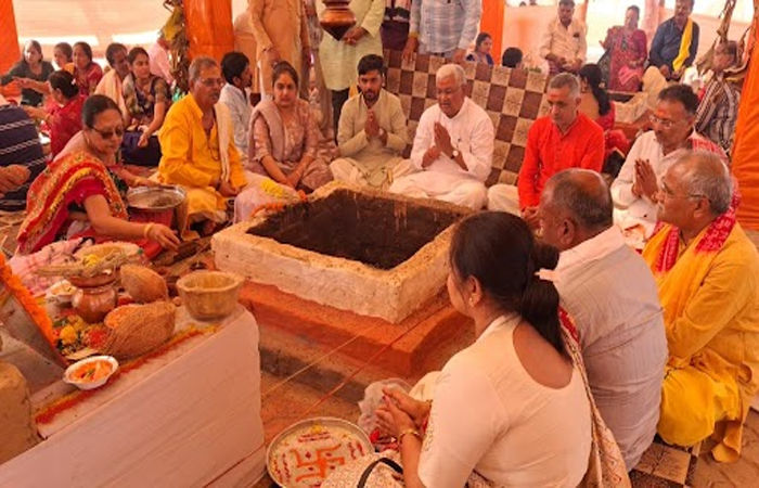 સમગ્ર ભારતવર્ષમાં વિદ્યમાન દ્વાદશ જ્યોતિર્લિંગની કોટિ રૂદ્રયાગ મહામાળા સંપન્ન : 3 કરોડથી વધુ આહુતિ અર્પણ કરાઈ