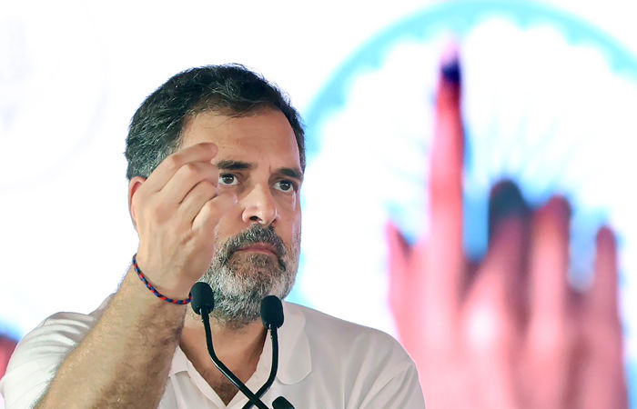 'હું અને તેજસ્વી ચૂંટણી પંચથી ડરતા નથી, અનુરાગ ઠાકુર પાસે કેમ ના માગ્યું સોગંદનામું', રાહુલ ગાંધીના પ્રહાર