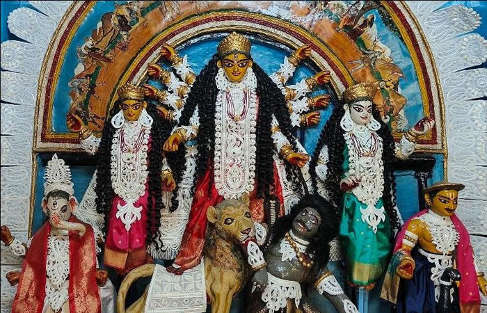 258 વર્ષથી પૂજાતાં કાશીના અડગ દુર્ગા, માતાએ વિસર્જિત થવાની મનાઈ કરતા શરૂ થઈ અનોખી પરંપરા