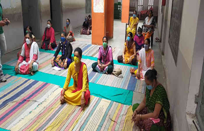 જામનગરમાં નગર પ્રાથમિક શિક્ષક સંઘના શિક્ષકો પ્રતિક ઉપવાસ પર બેઠા