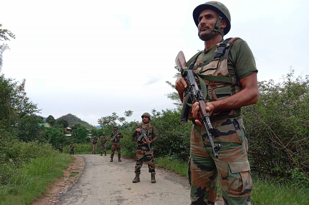 Two police commandos killed, several injured in fresh Manipur flare-up