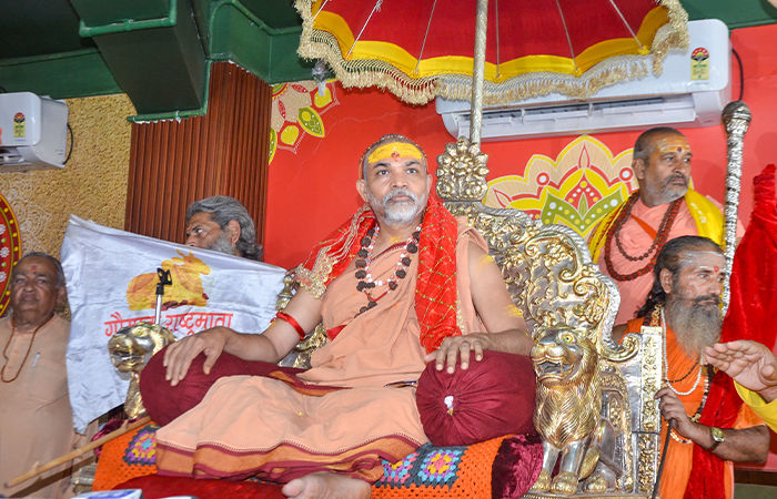 'નાસભાગ કરાવી મને મારી નાખવાનું કાવતરું હતું...', અનશન વચ્ચે શંકરાચાર્યનો ગંભીર આરોપ
