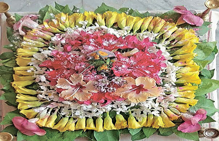 માંડલ પંથકમાં પવિત્ર શ્રાવણમાં વાર પ્રમાણે થતી શિવ પાથેશ્વરની પુજા