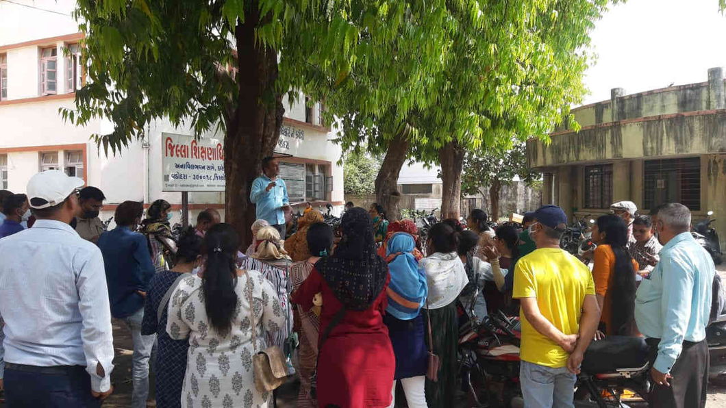 પાંચ સ્કૂલોના વાલીઓએ એફઆરસી સમક્ષ ફી વધારાનો વિરોધ કર્યો