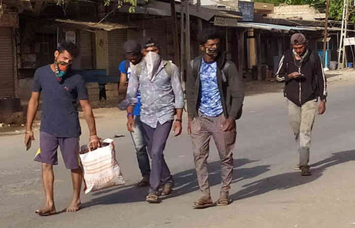 ડોળાસા વિસ્તારના માછીમારો પગપાળા 150 કિલોમીટરનું અંતર કાપીને ઘરે પહોંચ્યા