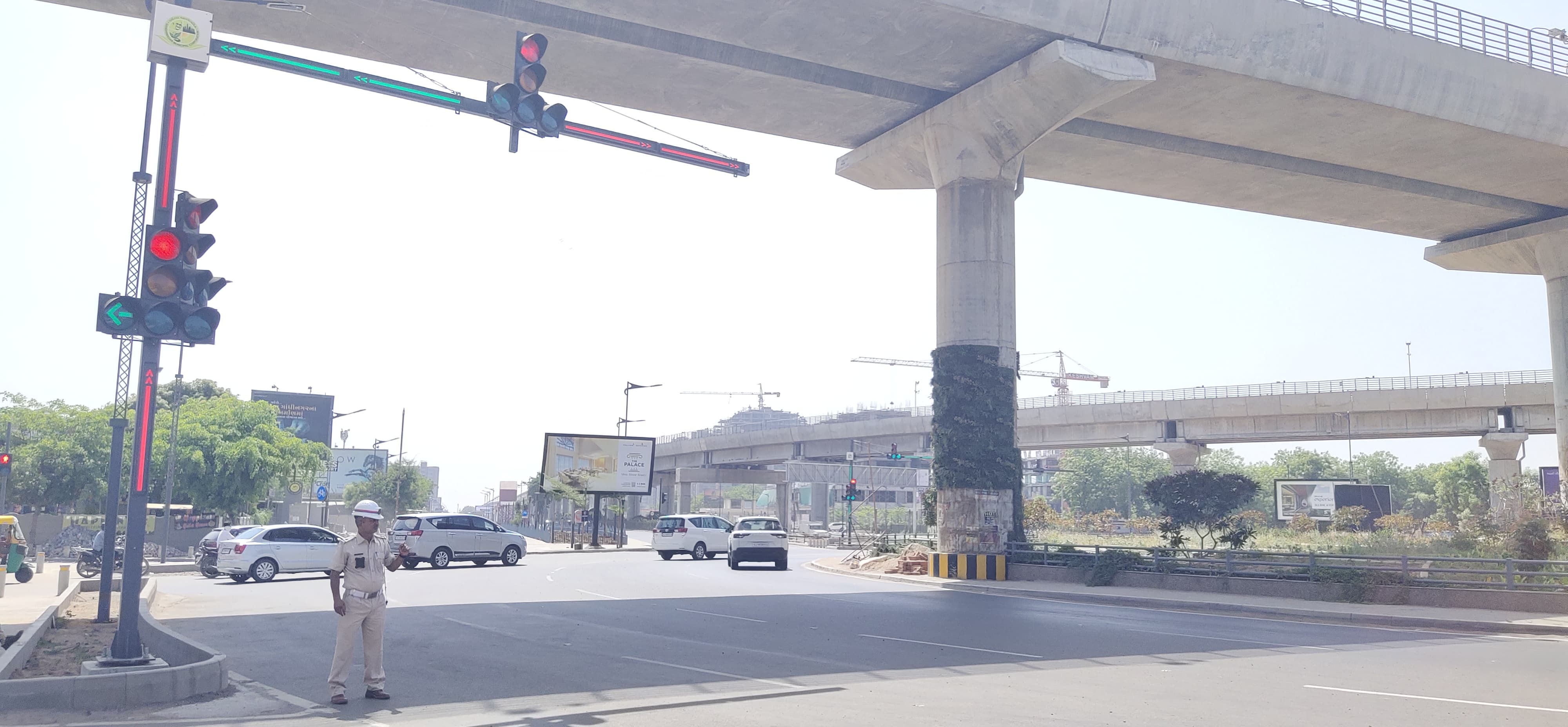 Gandhinagar installs AI-based traffic signal on iconic road to ease congestion