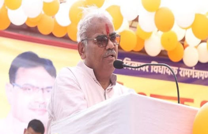 રાજસ્થાનમાં શાળાઓમાં સૂર્ય નમસ્કાર અંગે વિવાદ વધ્યો, મુસ્લિમ સંગઠનો વિરોધમાં ઊતર્યા