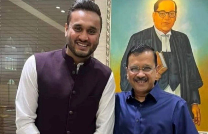 AAP ફંડિંગ કેસ: મુખ્ય સૂત્રધાર દિલ્હી ફરાર, 8થી 10 શંકાસ્પદ વ્યક્તિઓ ફરતે તપાસનો ગાળિયો કસાયો