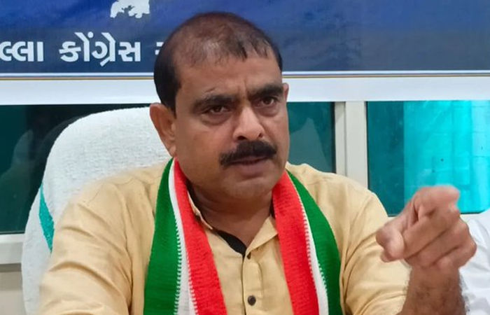 ગુજરાત કોંગ્રેસમાં ભડકો! કિરીટ પટેલની રાજીનામાની ચીમકી, કહ્યું- નિર્ણય લેતાં પહેલા કોઈ પૂછતું પણ નથી
