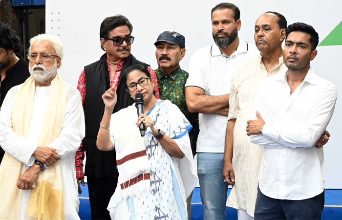 'ભગવાન તમને માફ નહીં કરે, અમે જોઈ લઈશું...': હોસ્પિટલ પ્રશાસન પર ભડક્યા મમતા બેનરજી