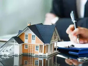 Mumbai clocks all-time high of 52,896 new property registrations in Jan-April: Report