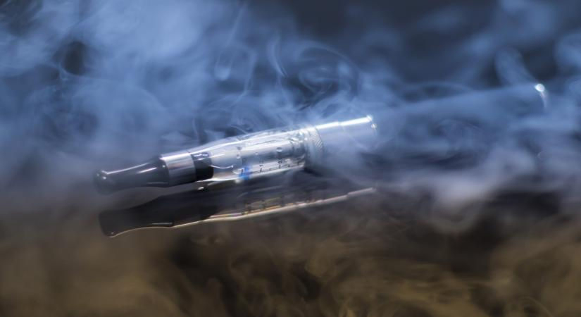 Young people ‘alarmingly’ exposed to e-cigarette advertising: Study