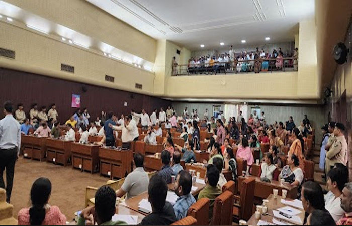 વિપક્ષ ખાલિસ્તાની વિચારધારા ધરાવે છે એટલે ઈસરો અભિનંદન નથી આપ્યા : સુરત પાલિકાના શાસક પક્ષ નેતા