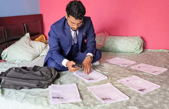SIR પર થયેલા હોબાળા વચ્ચે ચૂંટણી પંચનો મોટો નિર્ણય, BLOની સેલેરી ડબલ કરી દેવાઈ