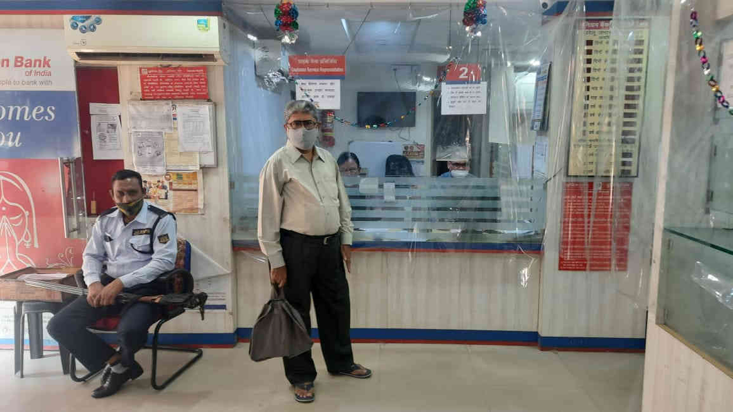 કોરોના રસીકરણ ઝૂંબેશ અંતર્ગત અમદાવાદમાં ચાર લાખ લોકોને હજુ કોરોના વેકિસનનો બીજો ડોઝ લેવાનો બાકી