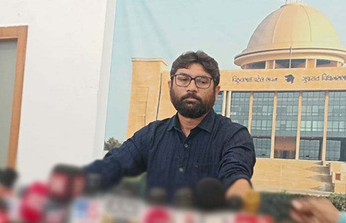 Cong MLA Jignesh Mevani directed to leave Gujarat Assembly during debate