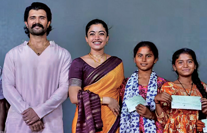 વિજય અને રશ્મિકાએ 180 બાળકોને સ્કોલરશિપ આપી