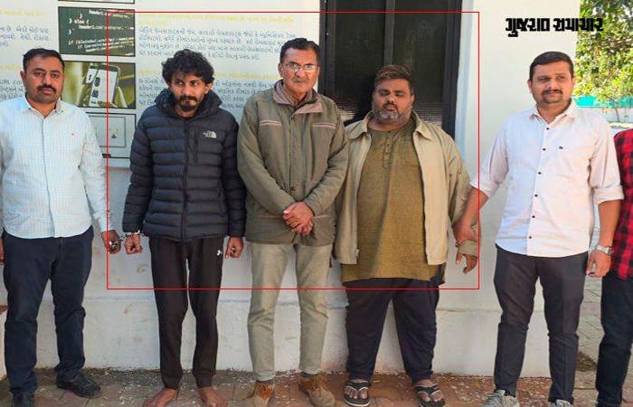 પૂર્વ કૃષિ મંત્રી અને બિલ્ડરને સોશિયલ મીડિયામાં બદનામ કરનાર જામનગરનો વિશાલ કણસાગરા અને તેના સાગરીતના રિમાન્ડ પુરા થતાં જેલમાં ધકેલાયા