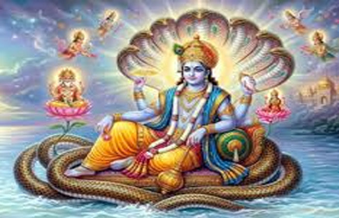 પંચાંગને સૂર્ય અને ચંદ્રની ગતિ સાથે સંતુલિત રાખવા માટે અધિક માસની વ્યવસ્થા