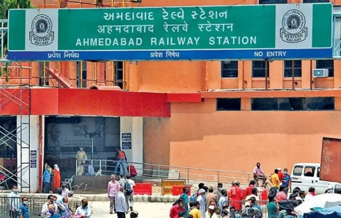 Stoppages of key trains at Ahmedabad station resumed by Western Railway