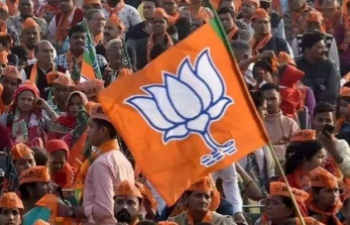 ગોંડલ અને ગણદેવીમાં ભાજપનું ક્લિન સ્વિપ, ધોળકા અને વિરમગામમાં કમળ ખીલ્યું