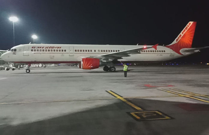 A320 વિમાનમાં સોફ્ટવેર ખામી વચ્ચે એર ઈન્ડિયા અને ઈન્ડિગોએ જાહેર કરી એડવાઈઝરી