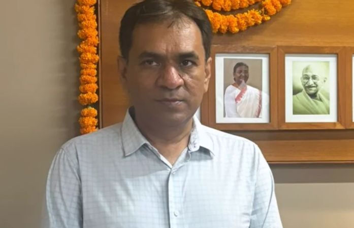 'મોટી મોટી વાતો રહેવા દો...': MLA પ્રકાશ વરમોરા સોશિયલ મીડિયા પર ફરી ટ્રોલ, લાઇવ આવતાં જ લોકોએ ઉધડો લીધો