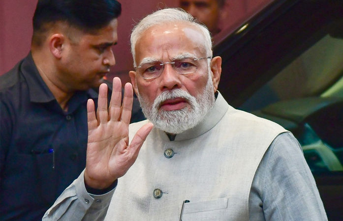 'પહેલાં દેશ અને પછી પાણીના ભાગલા પાડ્યા...'PM મોદીએ ફરી એકવાર નેહરુ પર કર્યા પ્રહાર