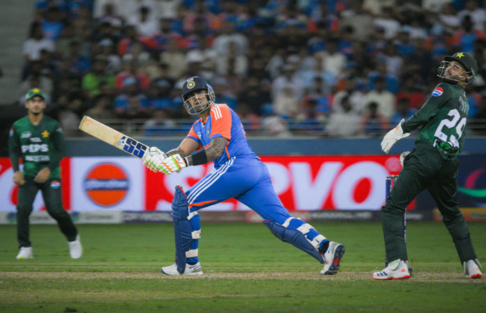 IND vs PAK: પ્લેઈંગ-11માં મોટું સરપ્રાઈઝ આપશે ટીમ ઈન્ડિયા? પાકિસ્તાન 5 સ્પિનર્સ ઉતારે તેવી શક્યતા