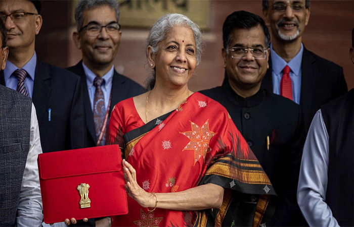 7 લાખ સુધીની વાષક આવક પર કોઈ ટેક્સ નહીં