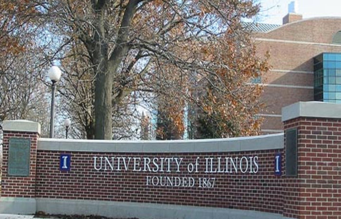 Indian-American student Akul Dhawan barred to enter club before freezing to death