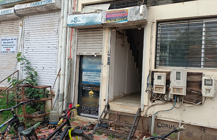 Students claw for air, space in 5K cramped tuition classes in Ahmedabad