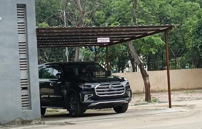 AAP MLA from Botad claims private space in common parking lot in Gandhinagar