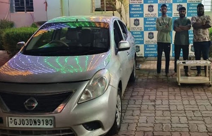 વડોદરાથી કારમાં મોરબી જઈ એક જ રાતમાં ત્રણ મકાનમાં ત્રાટકેલી ટોળકી પકડાઈ