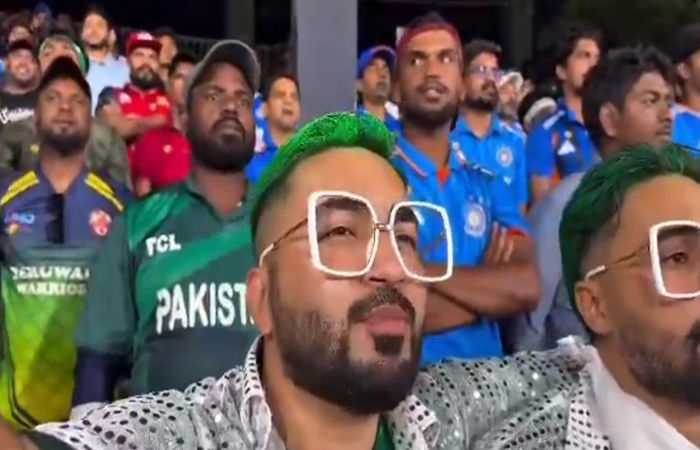 IND vs PAK: સ્ટેડિયમમાં પાકિસ્તાની ફેન્સે ગાયું 'જન ગણ મન...'! વીડિયો વાઈરલ